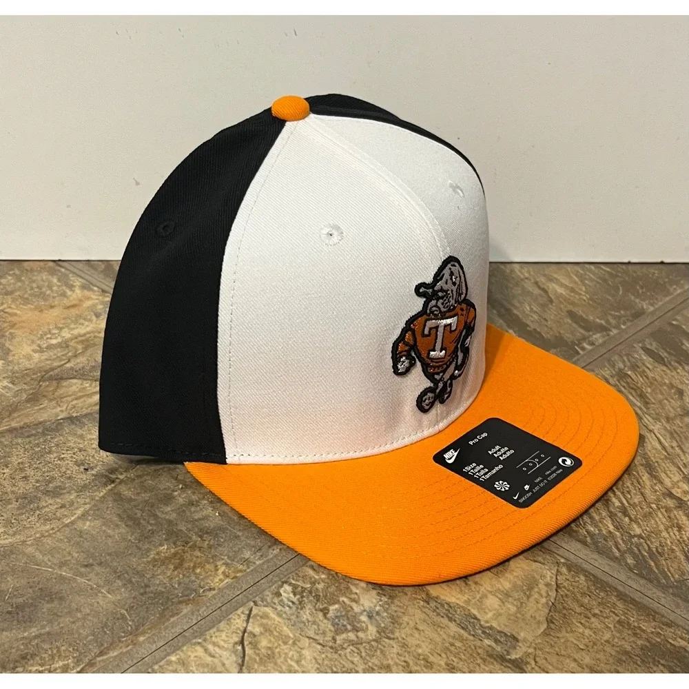 Nike Tennessee Volunteers Hat Men One Size White Black Orange New Smokey Cap